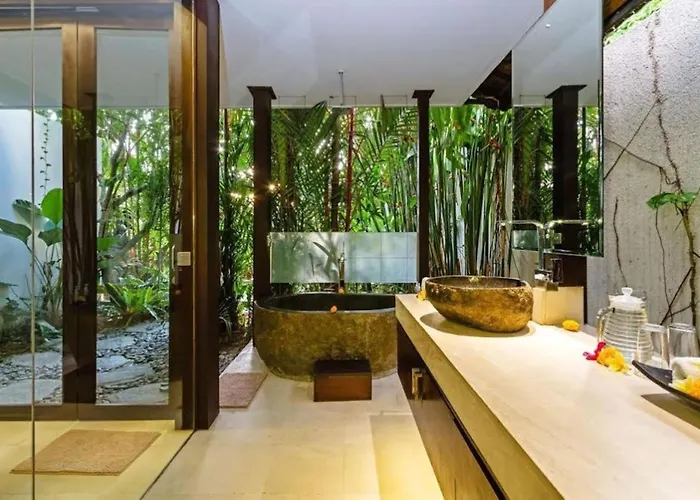 Besok Seminyak (Bali)