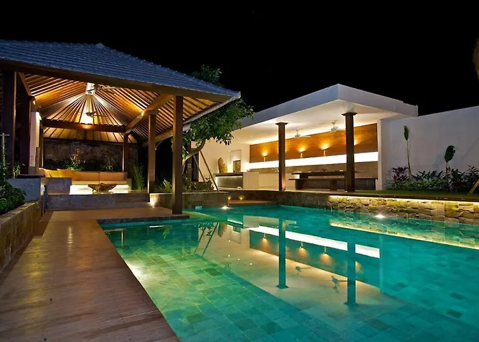 Besok * Seminyak (Bali)